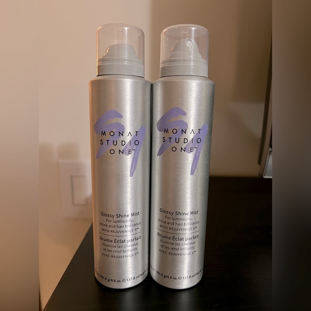 2 cans Monat Glossy Shine Spray- NEW
